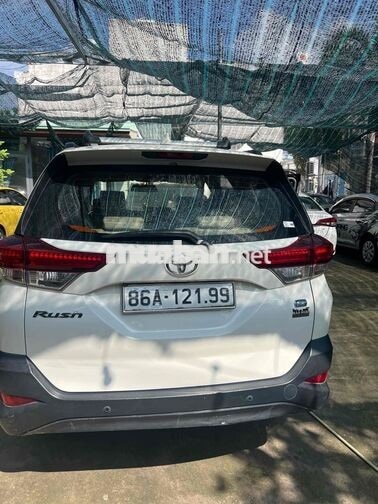 TOYOTA RUSH 7 CHỖ XĂNG TỰ ĐỘNG TRẮNG