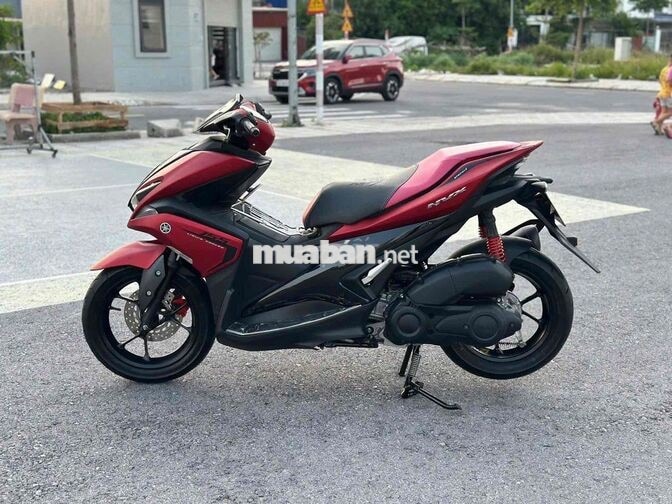 Yamaha NVX 125 ABS màu Đỏ nhám