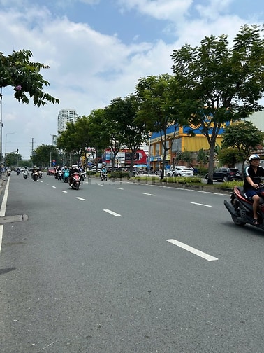 BÁN 2 CĂN NHÀ - KHU TRẦN NÃO - GIÁ 9 TỶ VÀ GIÁ 12.5 TỶ.