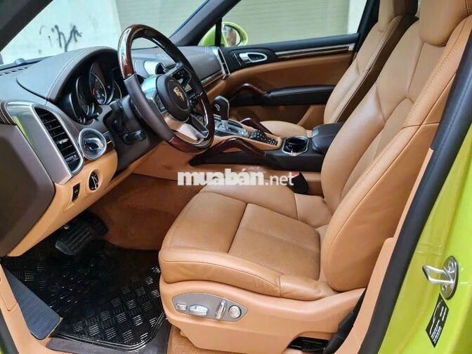 Porsche Cayenne 2016 Vàng chanh