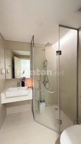 Sang nhượng sổ sẵn 51m2 Trả trước 800tr nhận nhà 2,05 tỷ căn góc hậu