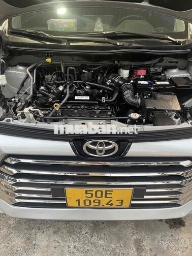 Toyota Avanza AT 115000 km Xám