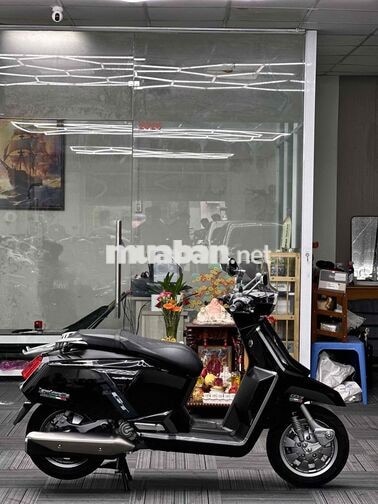 Lambretta X300 2026 400 km màu Đen