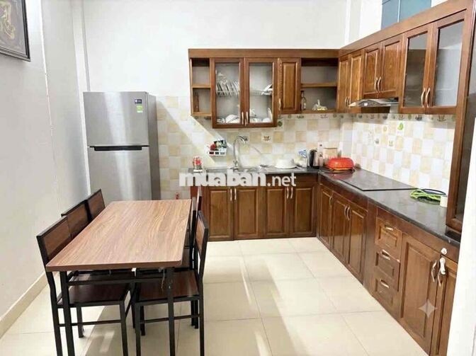 Chơ thuê phòng tại 530 Thụy Khuê, Tây Hồ