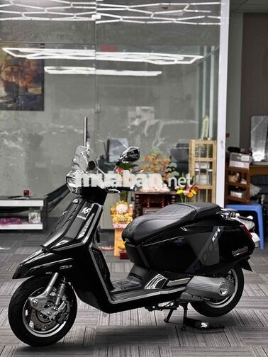 Lambretta X300 2026 400 km màu Đen