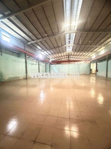 xưởng 2000m² giá 100tr có pccc vách hóc môn TP HCM