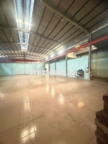 xưởng 2000m² giá 100tr có pccc vách hóc môn TP HCM