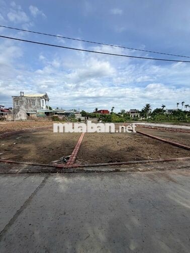 CẦN BÁN ĐẤT NGAY CẠNH KHU CÔNG NGHỆ CẨM VĂN