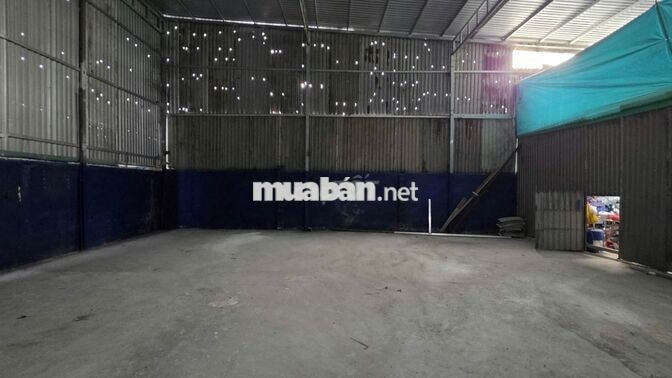 Cho thuê kho DT 400m2, đường xe tải, gần chợ Xuân Thới Sơn, Hóc Môn