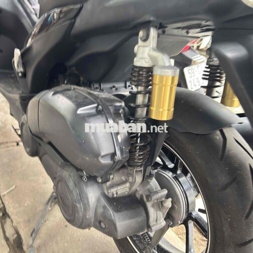 Yamaha NVX 2018 155cc Smartkey màu đen
