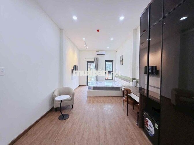 Studio Ban Công Có Bồn Tắm Nằm Sang Xịn - CMT8 Quận 10