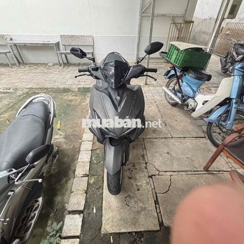Yamaha NVX 2018 155cc Smartkey màu đen