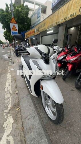 Honda SH 150 ABS 2022 màu Trắng