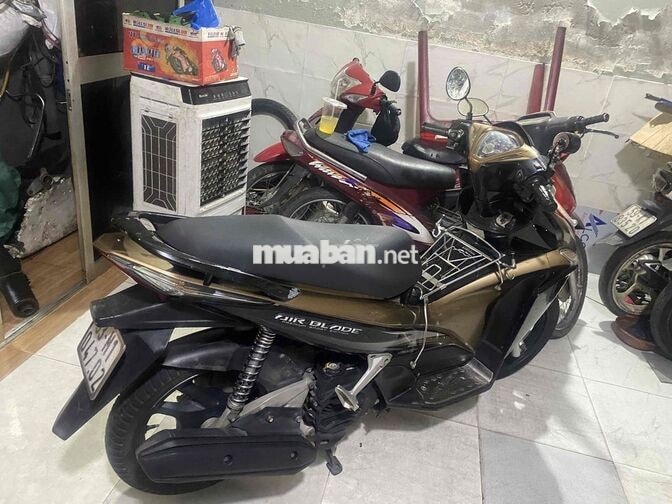 Honda Air Blade 2012 Đen Vàng Đồng