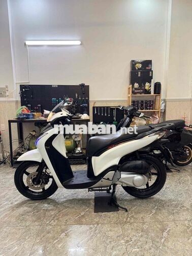 Honda SH 150 Ý Sm104