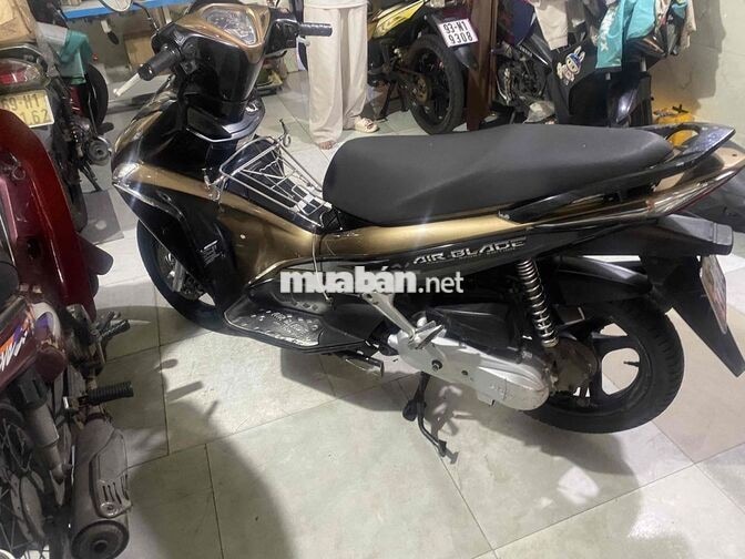 Honda Air Blade 2012 Đen Vàng Đồng