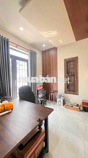 Nhà ngay Gò Mây, Khu nội bộ Hồ Văn Long, 3 tầng, 72m2, HXH 5.5m