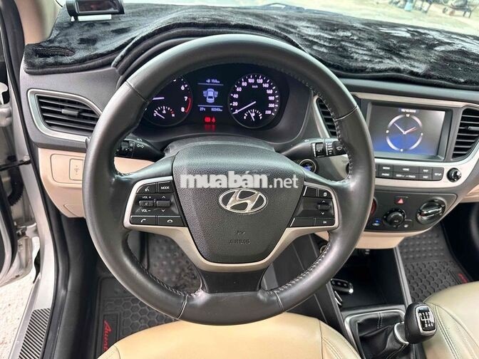 Hyundai Accent 2019 1.4 MT Bạc