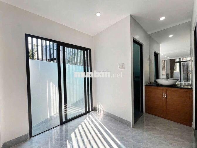 CHO THUÊ NHÀ LÔ GÓC MỚI XÂY – PHÚ XƯƠNG, VĨNH HẢI, NHA TRANG