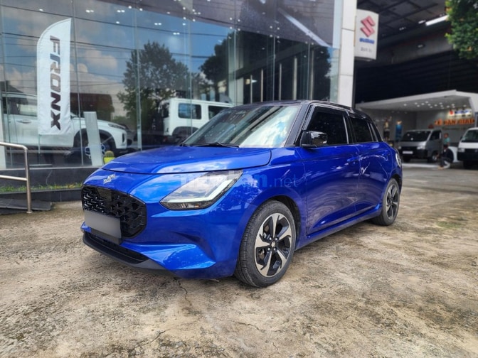 Suzuki Swift GLX Hybrid 2025 màu xanh đen nhập Nhật
