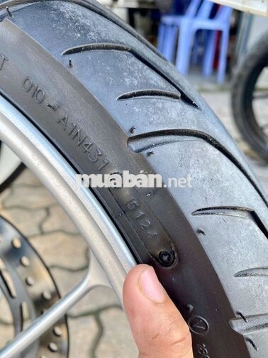 SH MODE CBS Đk 2025 Trắng Ngọc Trinh lướt 5.000Km