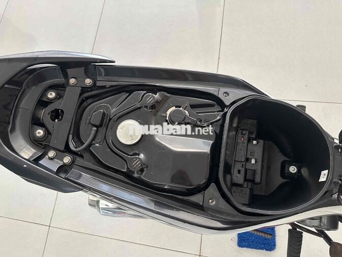 Honda Wave RSX 110cc trắng đỏ đen
