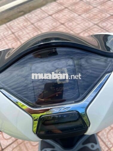 Honda SH 160 2024 5.000 km bán trả góp