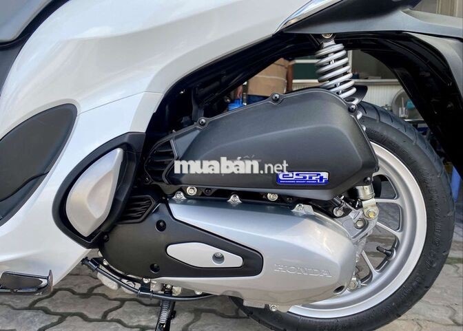 SH MODE CBS Đk 2025 Trắng Ngọc Trinh lướt 5.000Km