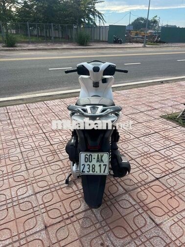 Honda SH 160 2024 5.000 km bán trả góp