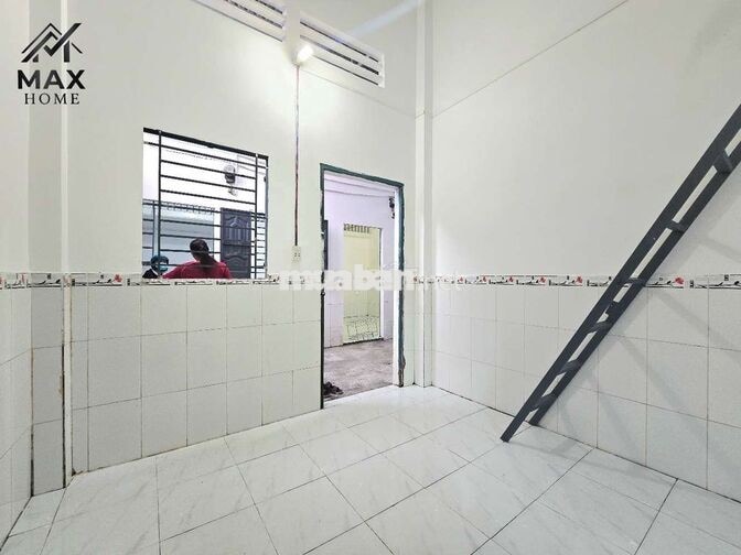 Phòng trọ gác đúc, rộng gần Go Dĩ An, Làng Đại Học