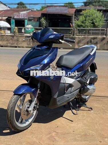 Honda Air Blade 2017 máy zin êm chính chủ 