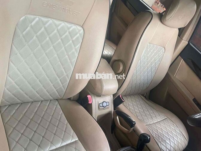 Chevrolet Captiva 2008 7 chỗ Vàng cát