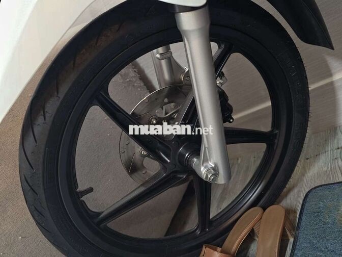 HONDA FUTURE X FI BẠC TRẮNG