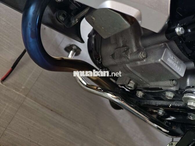 HONDA FUTURE X FI BẠC TRẮNG