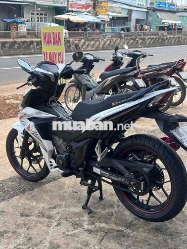 Honda Winner V1 2018 150cc trắng đen
