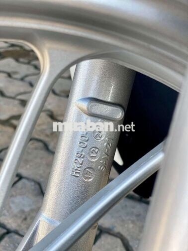 SH MODE CBS Đk 2025 Trắng Ngọc Trinh lướt 5.000Km