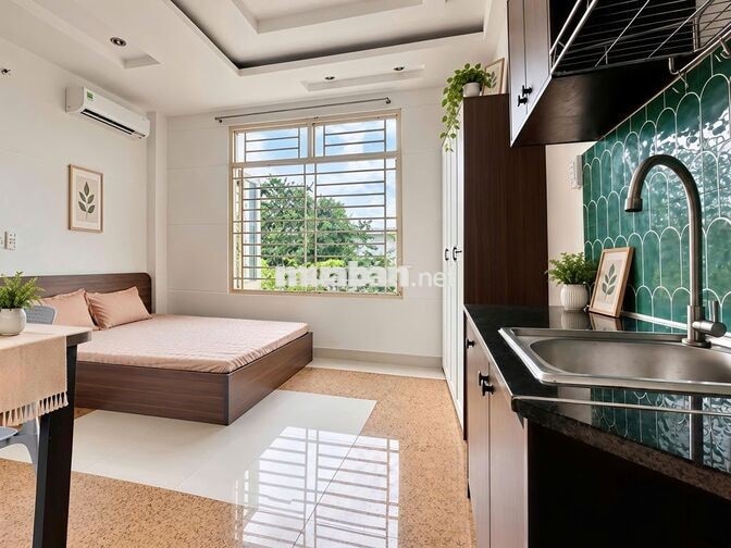 Studio cửa sổ trời siêu thoáng ánh sáng trực tiếp full nội thất 
