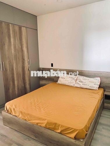Cho thuê căn hộ 2 phòng ngủ Monarchy, Full nội thất, Trống sẵn