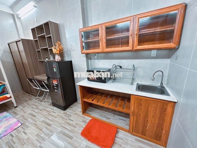 Studio full nội thất, thang máy, gần lanmark 81