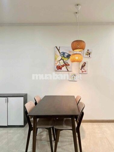 Cho thuê căn hộ 2 phòng ngủ Monarchy, Full nội thất, Trống sẵn