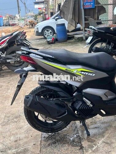 Honda Vario 160 2023 ABS xám vàng