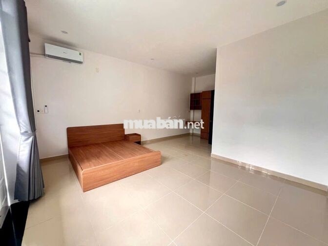 NHÀ 3 TẦNG MT NGUYỄN THỊ ĐỊNH 4PN