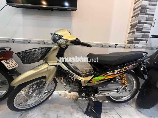 Honda Wave Alpha màu vàng đồng
