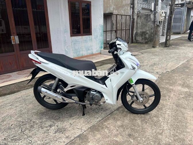 HONDA FUTURE 125 2023 TRẮNG bán trả góp
