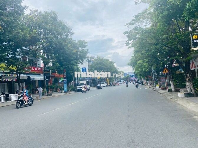 NHÀ 3 TẦNG MT NGUYỄN THỊ ĐỊNH 4PN