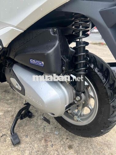 Honda Lead 2025 màu Trắng bán trả góp