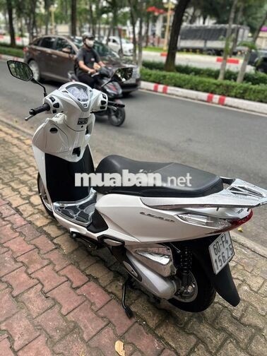Honda Lead 125 2022 màu trắng