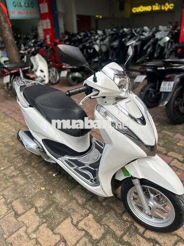 Honda Lead 125 2022 màu trắng