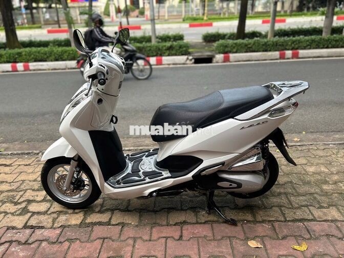 Honda Lead 125 2022 màu trắng