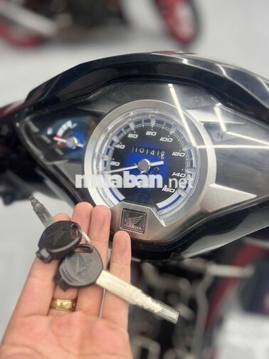 Honda Future 125 2025 Đỏ đen